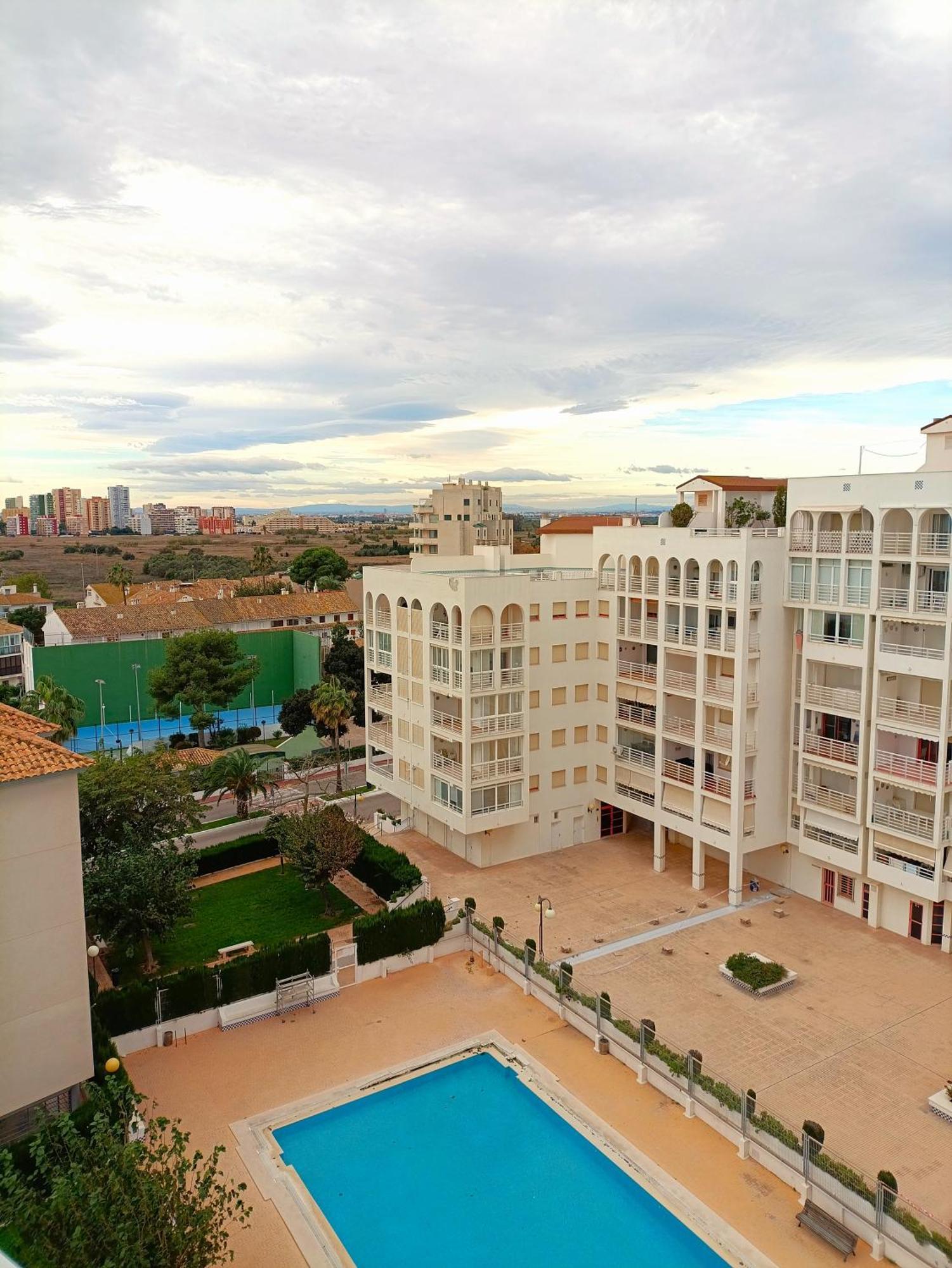 Play-puig Flat