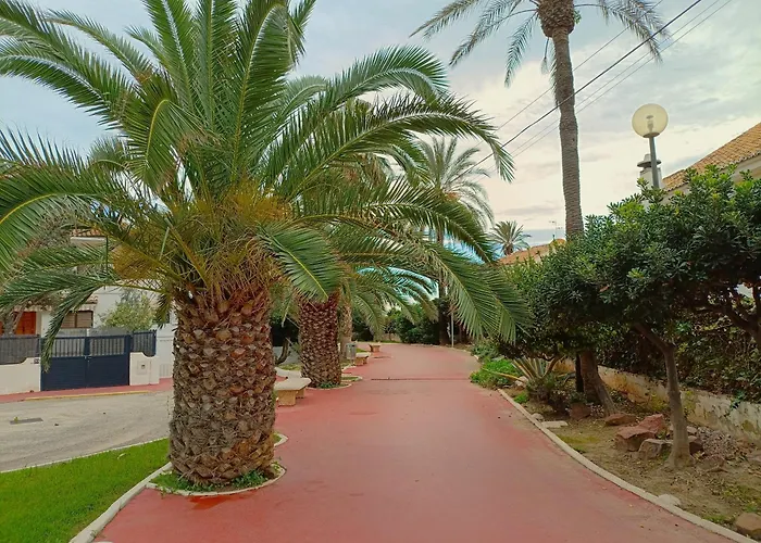 Play-Puig Beach Flat